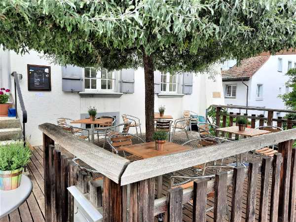 terrasse vom cafe spittel in kaiserstuhl