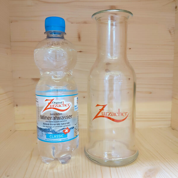 zurzacher wasserkaraffe 0.5 Liter mit mineralwasser